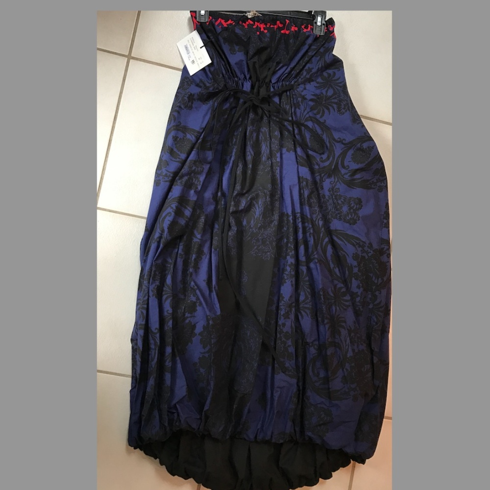 Hache Gown